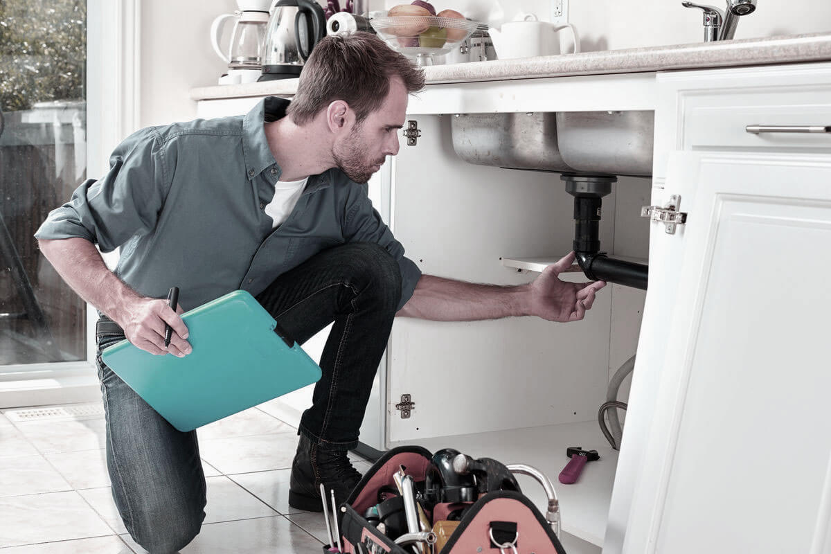 Modern kitchen faucet upgrade with pull-down spray head and touchless technology